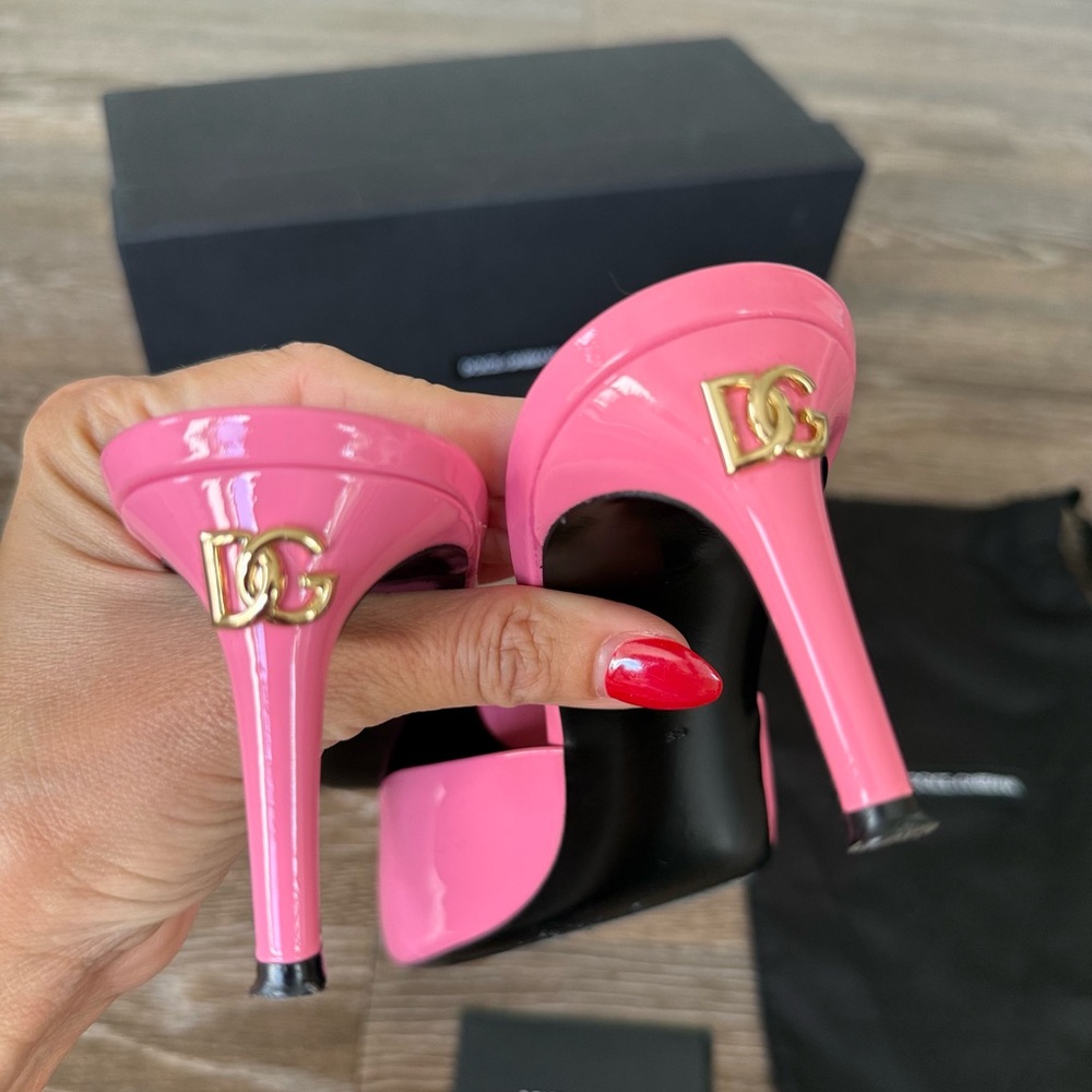 Dolce & Gabbana Vibrant Pink Mules - Picture 8 of 10